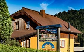 Sun Chalet